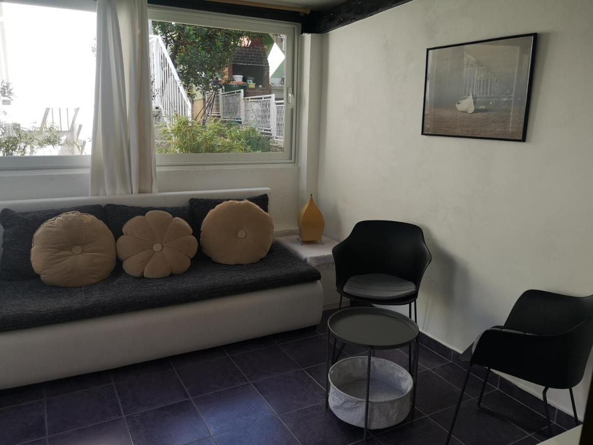 Mala Kuca Ispod Borova Villa Primošten Exteriör bild